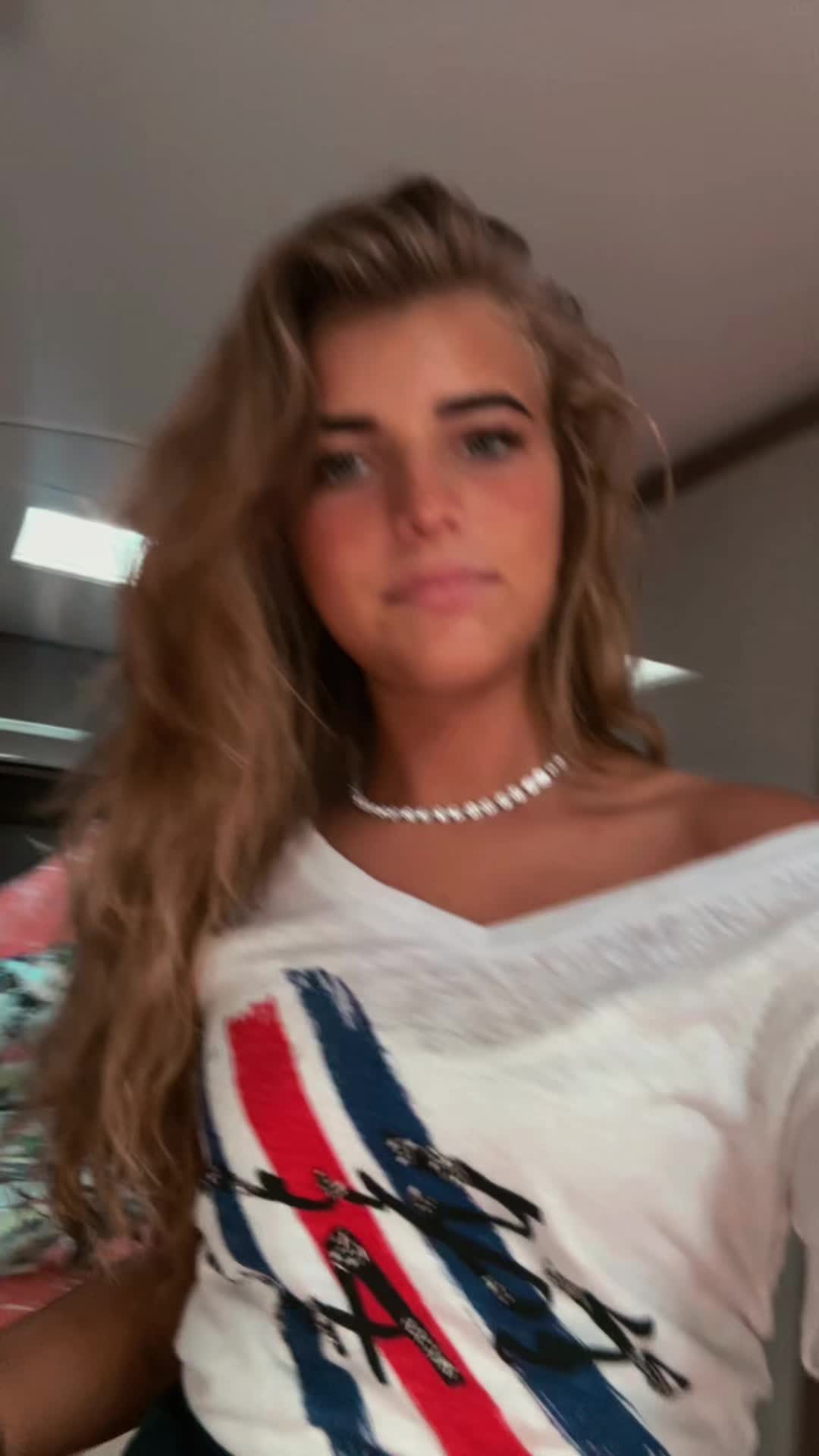 @loressaquilligan