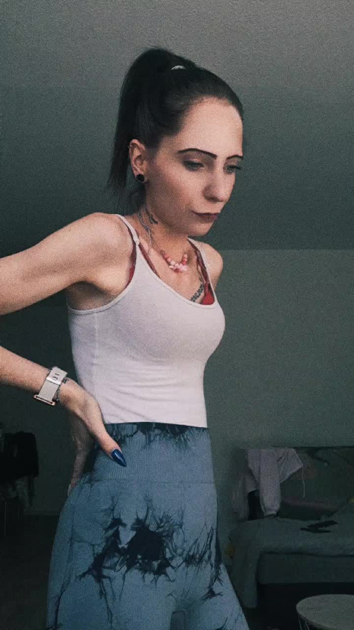 @❤️🖤