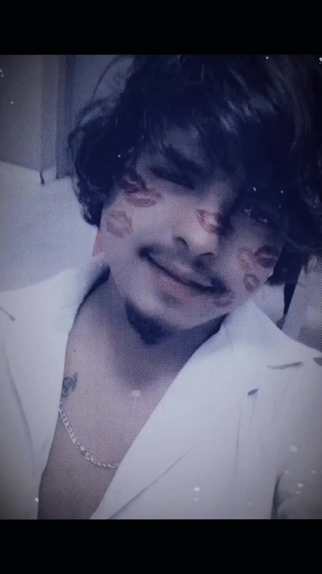 @👁️&zwj;🗨️𝐀 𝐕 𝐈🫠