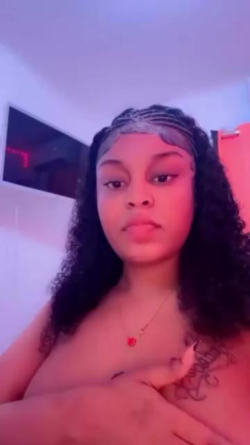 @🥵🥵