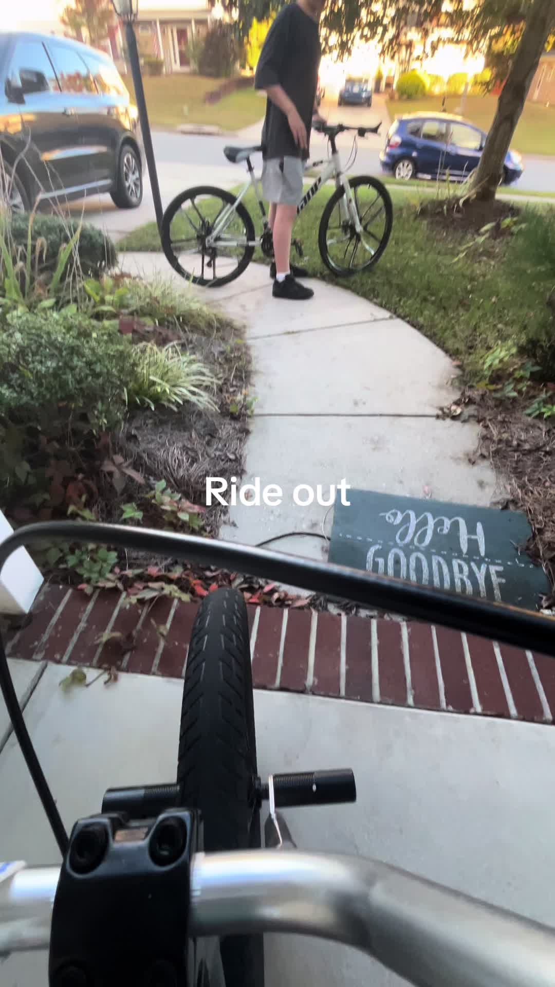 @️