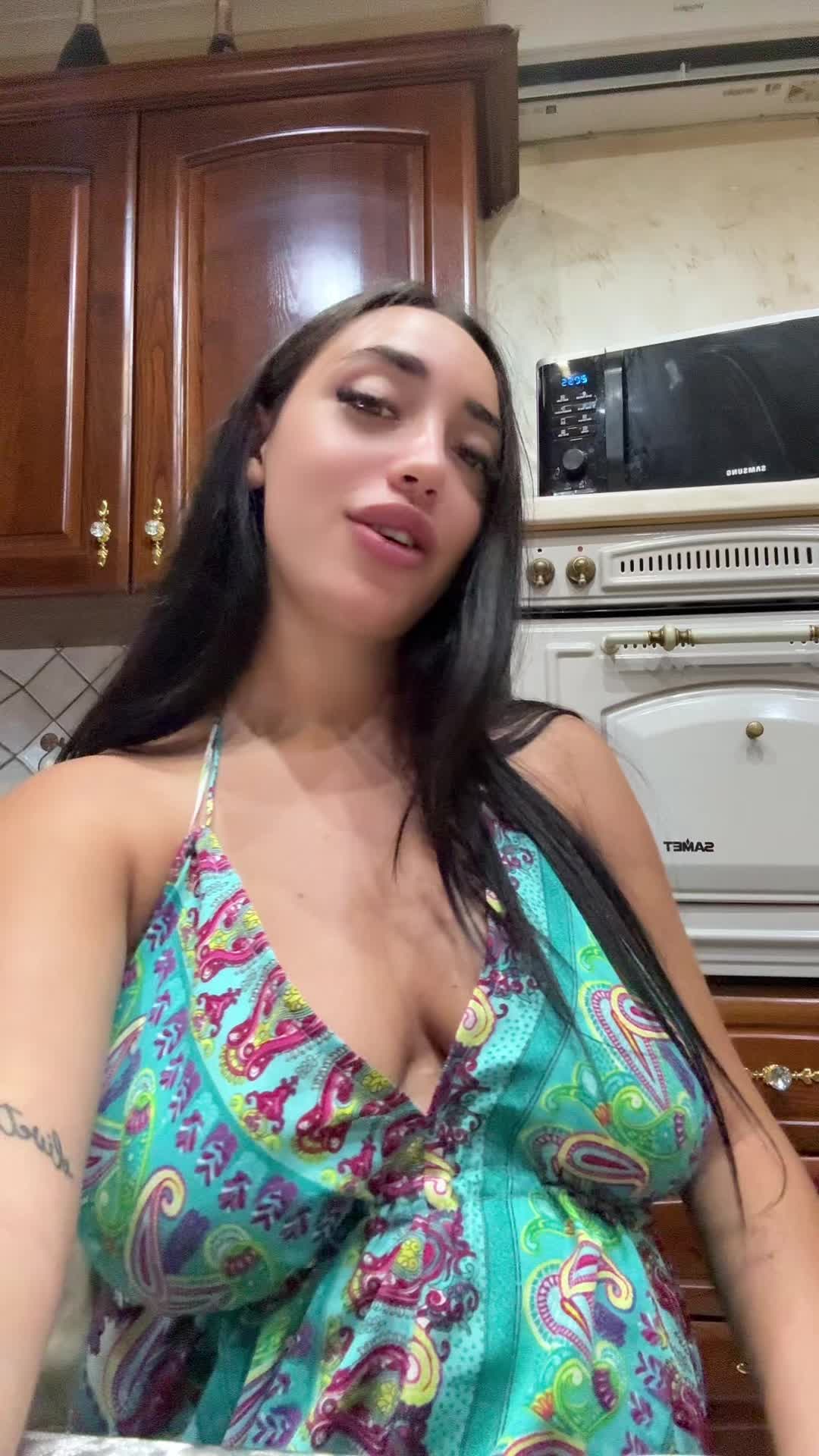 @𝓛𝓮𝓼𝓼𝔂🖤