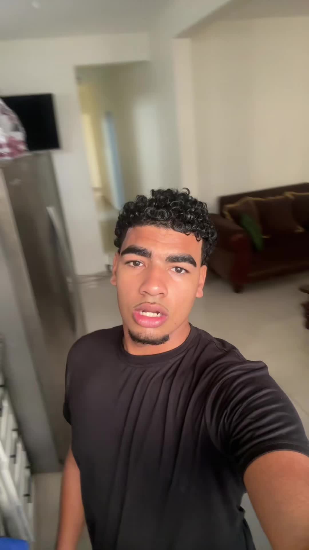 @Alexi&ntilde;o