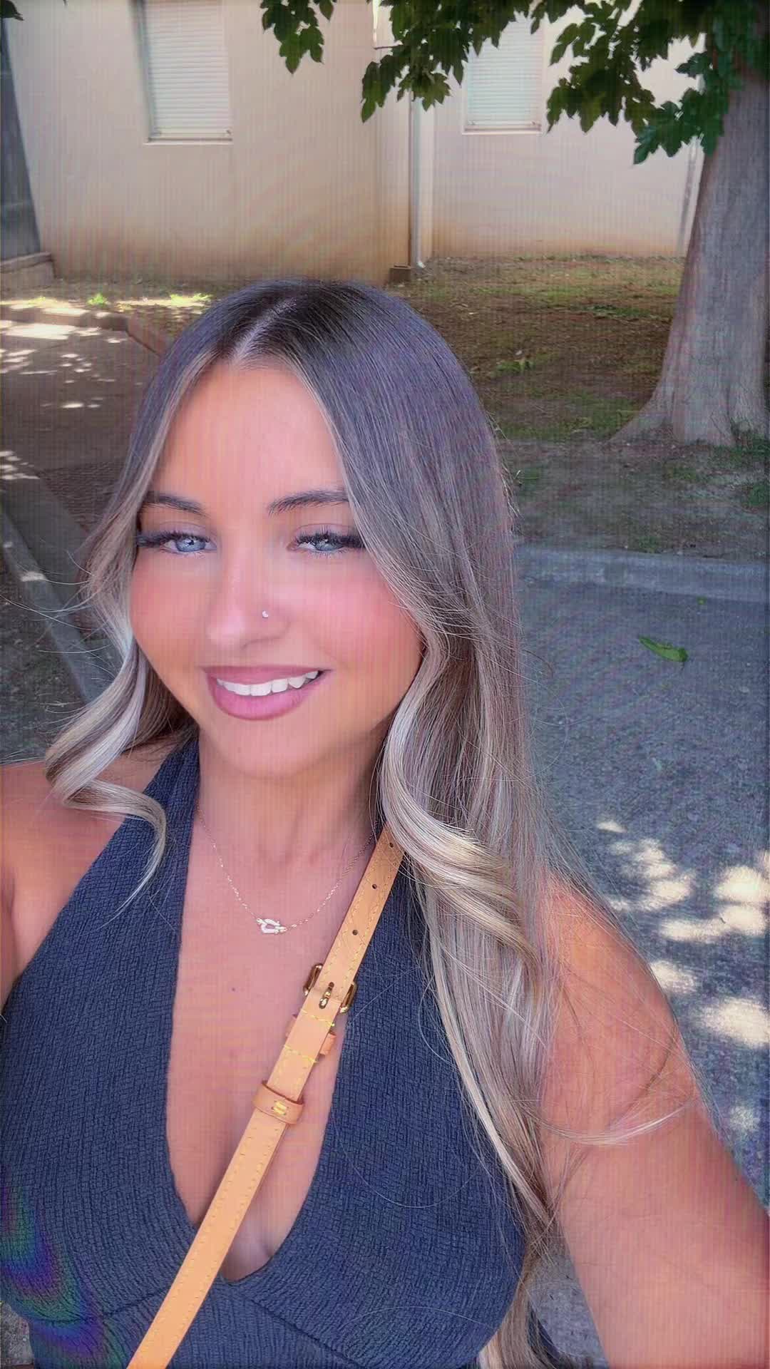 @Tah&iuml;siana🌞🌺🥭