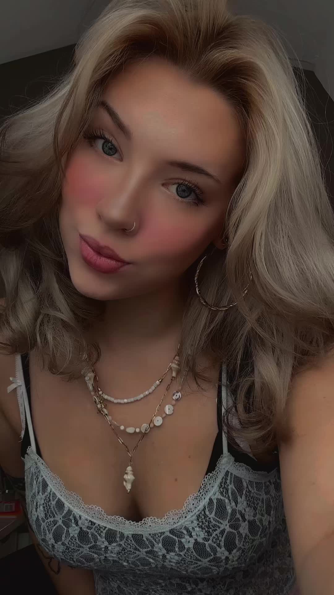 @ᴊᴜʟɪᴀ