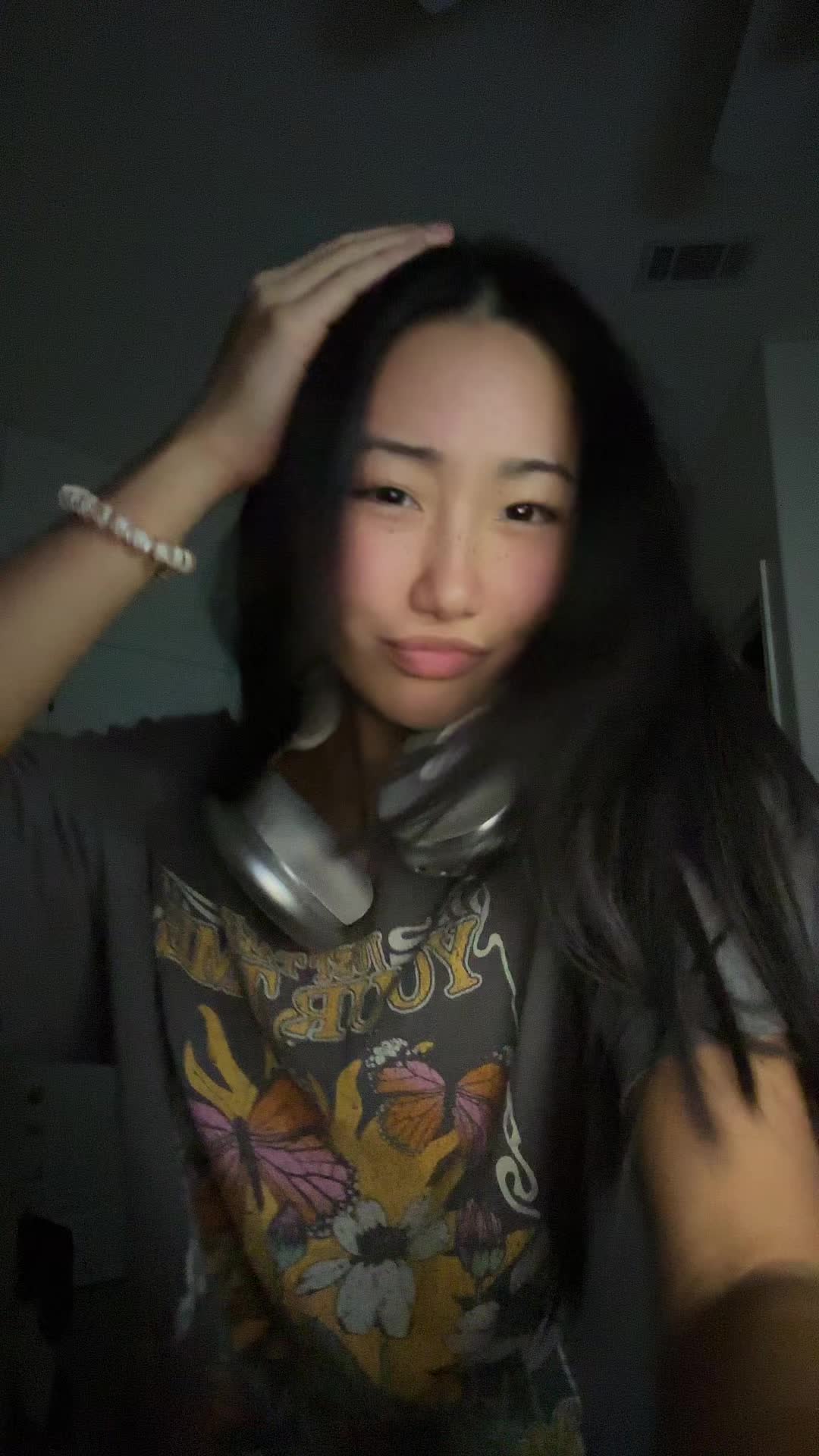 @7