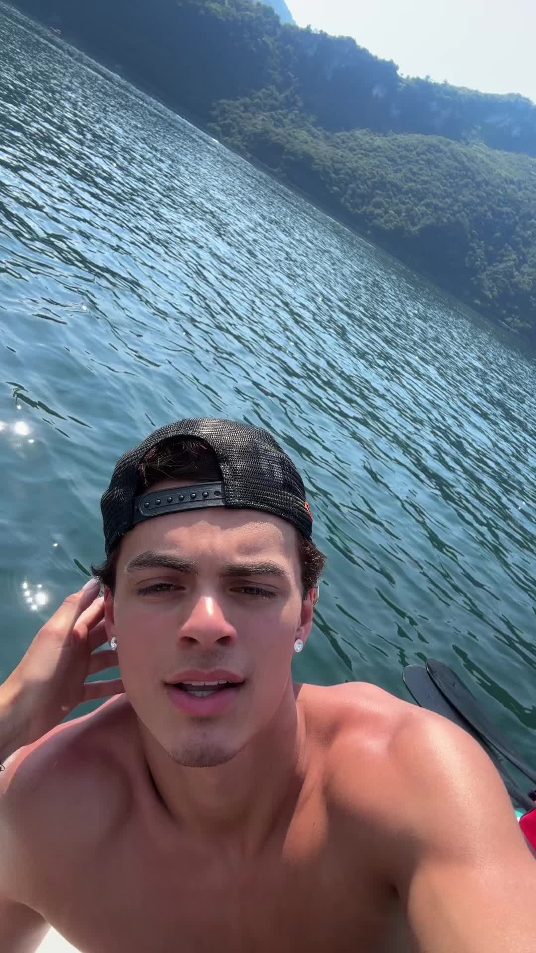 @mollahski