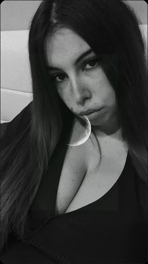 @👽