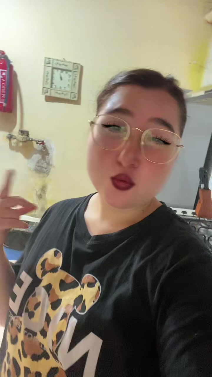 @Angelaloffredo05