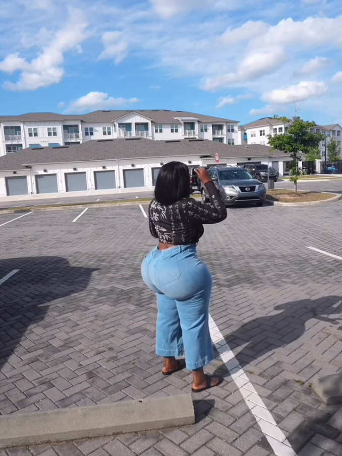 @Tribes of curvy women