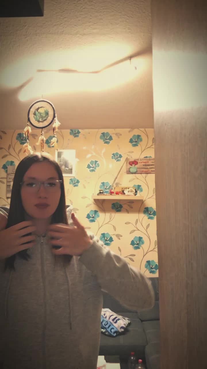 @y0urfavkimi_ brb