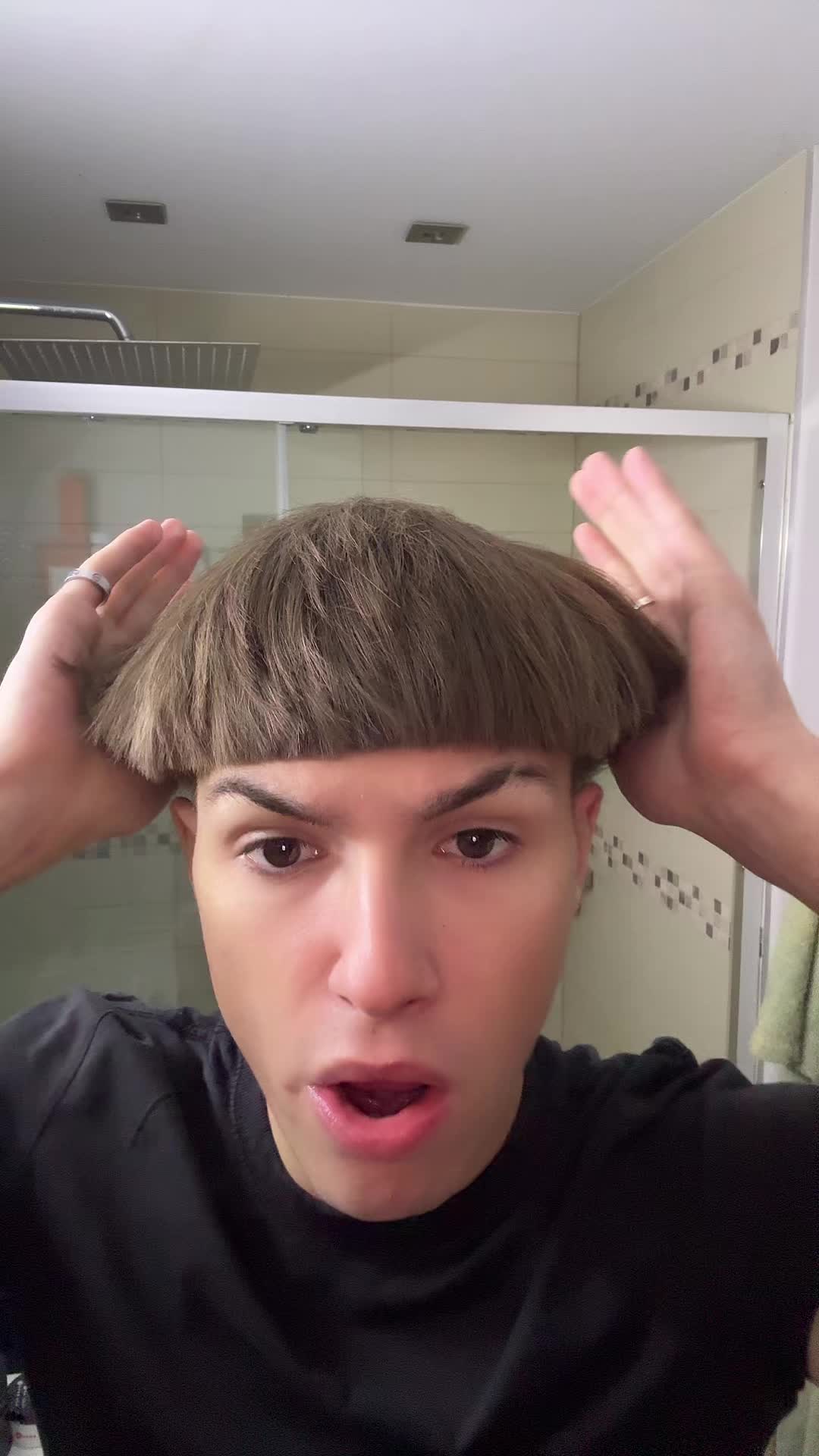 @Eloan_vnr 💇