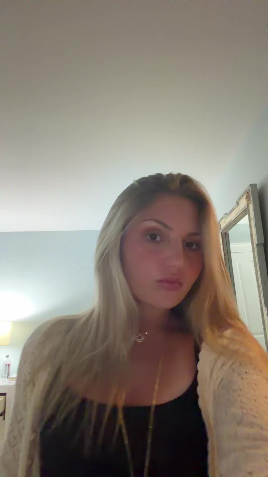 @bella🔅