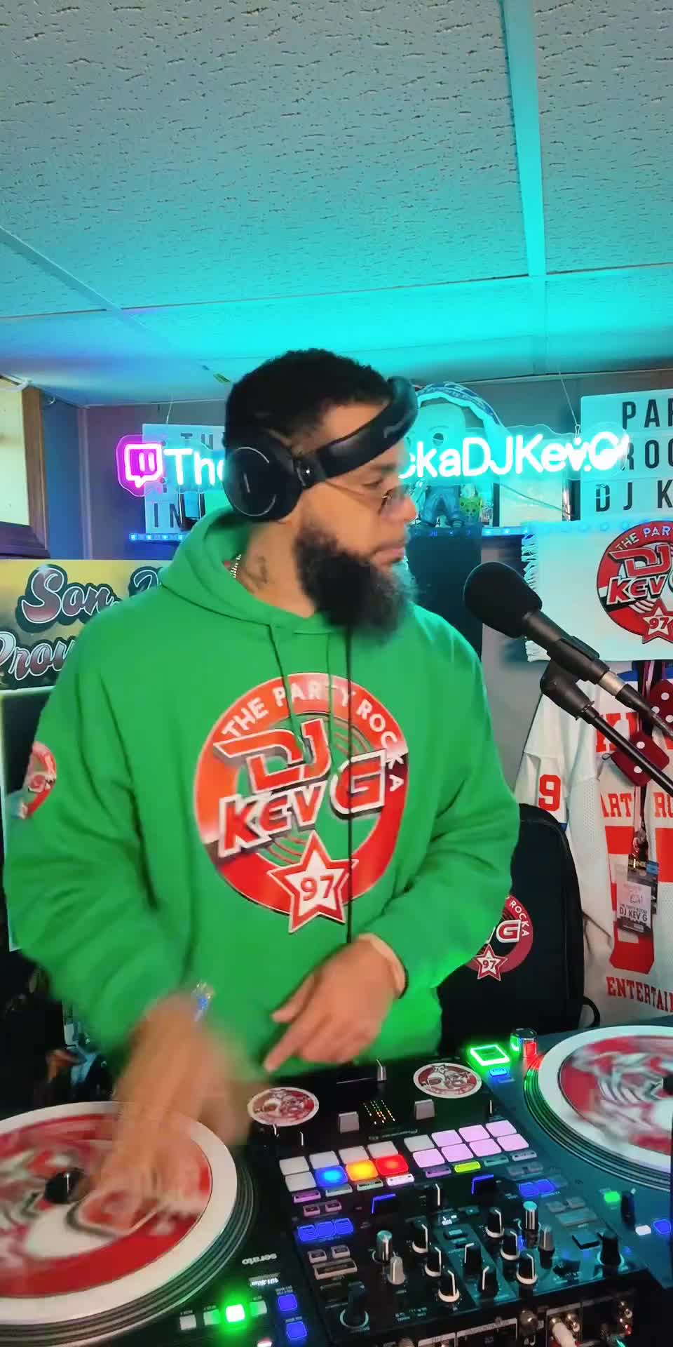 @ThePartyRockaDJKevG
