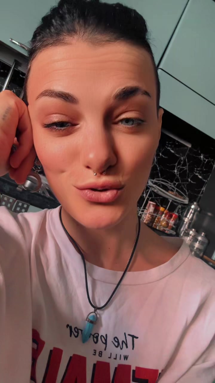 @NoemiArt92