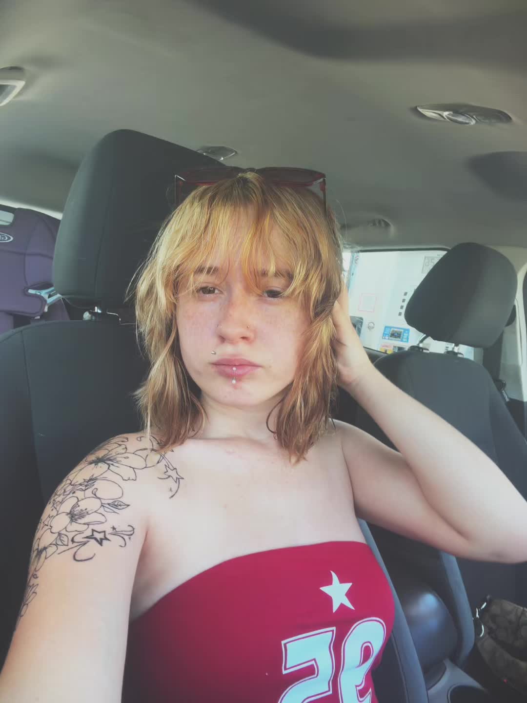 @Roxy