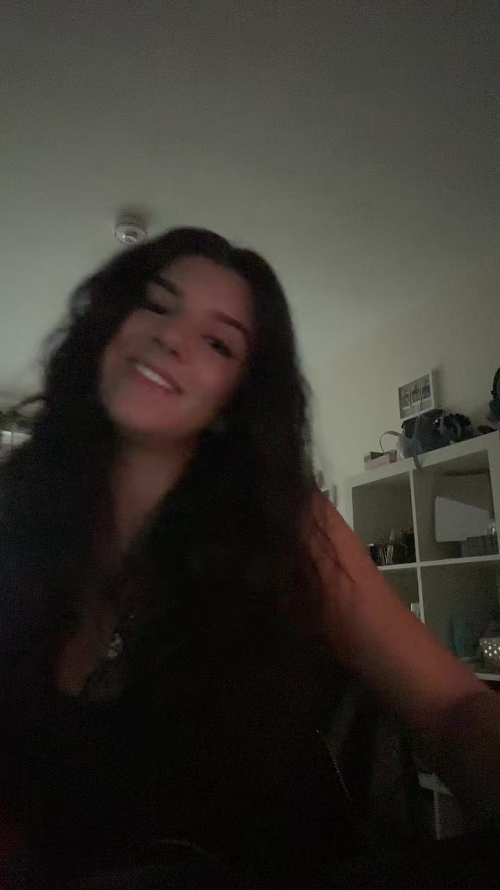 @<3