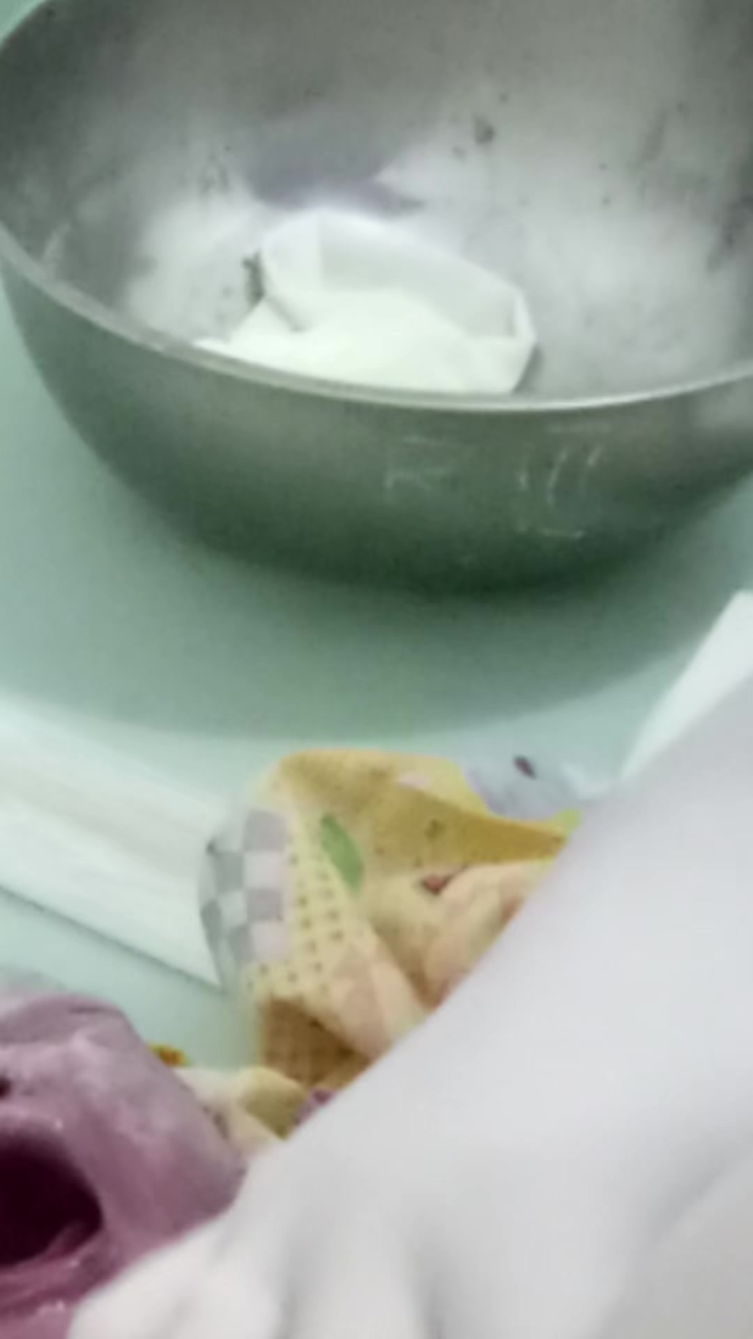 @crayon laris