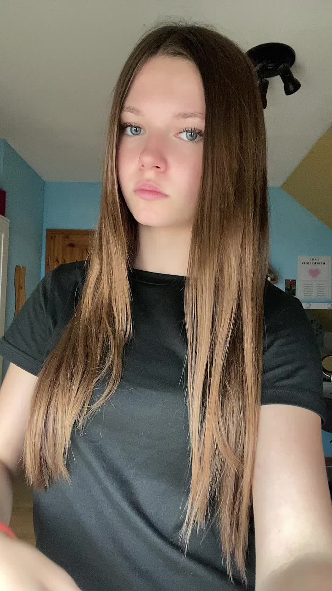 @ℒ𝑒𝓃𝒶𝒶