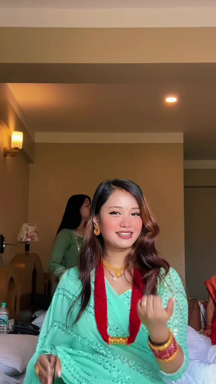 @RESHMA🧿🇳🇵