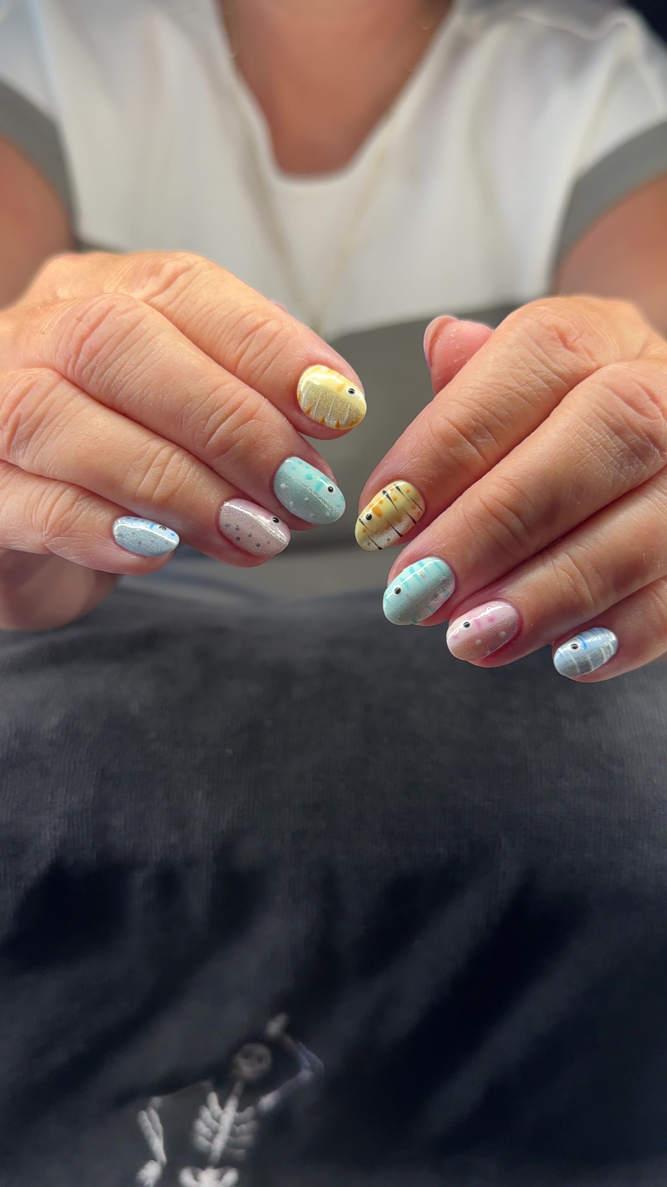 @softbutsharpnails
