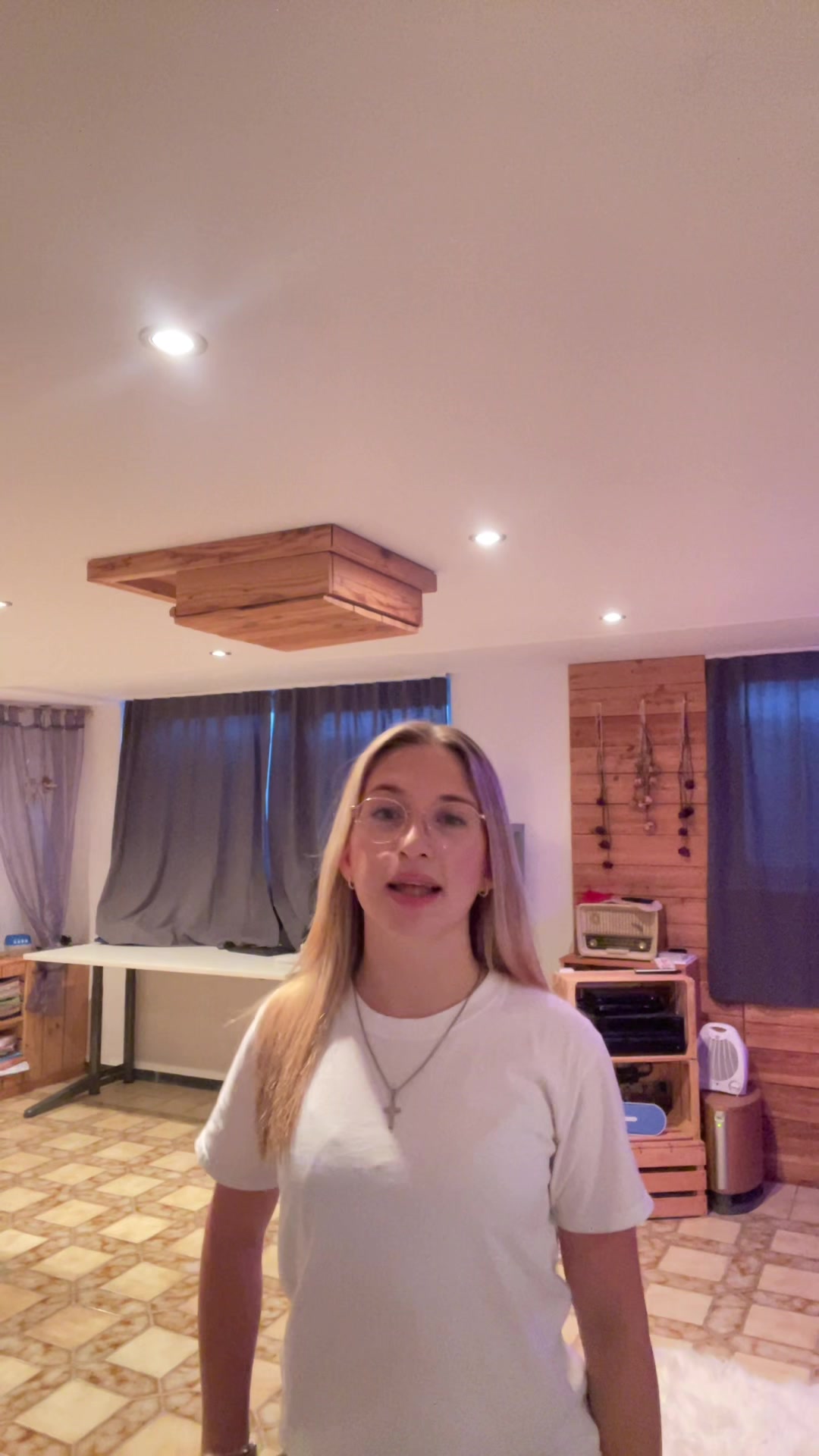 @lauraa