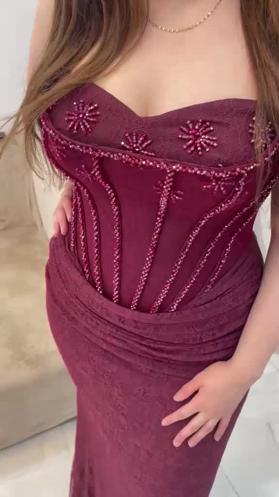 @Miss aniqa 24
