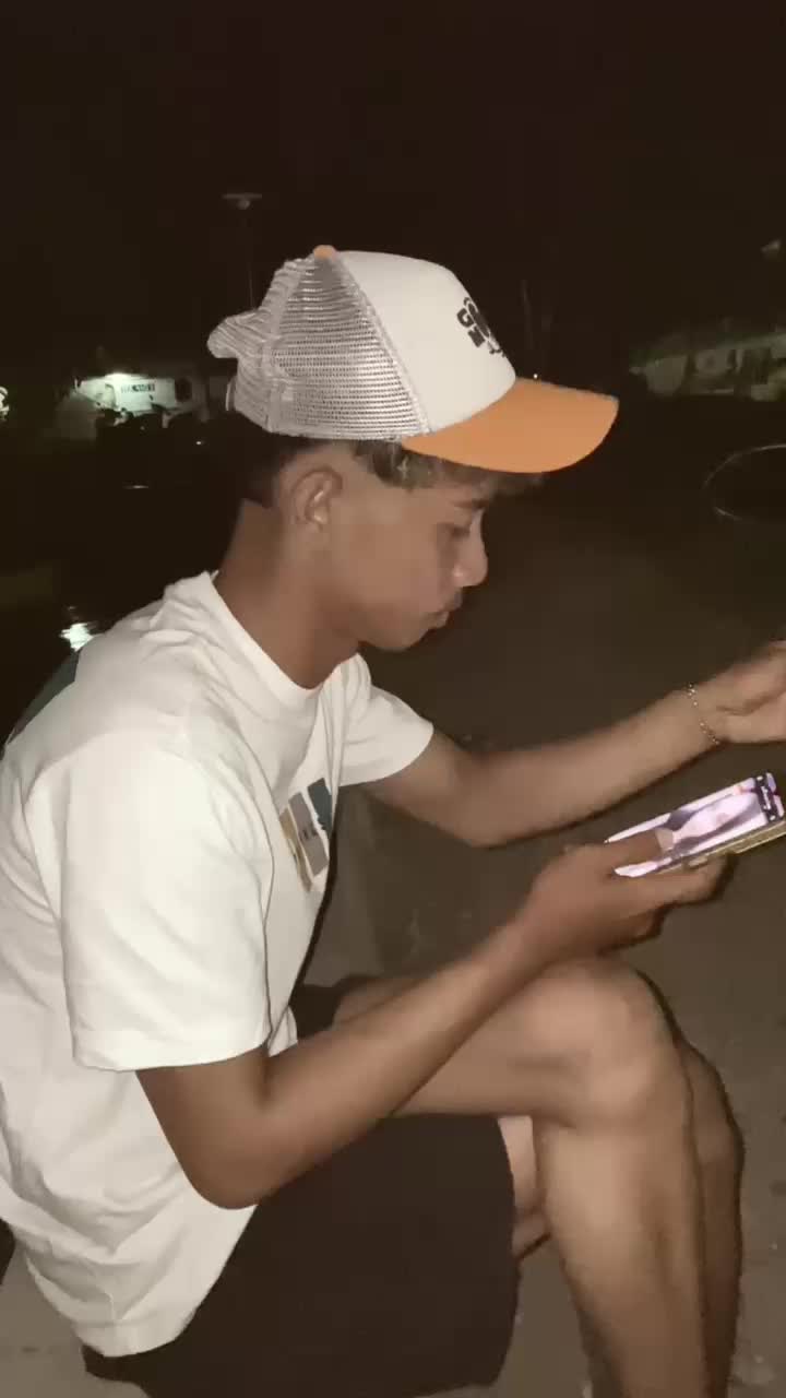@F