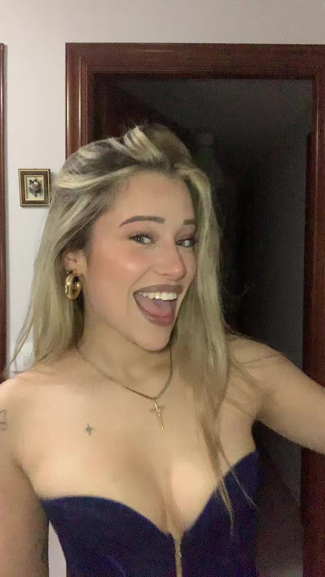 @veronicaalopezz