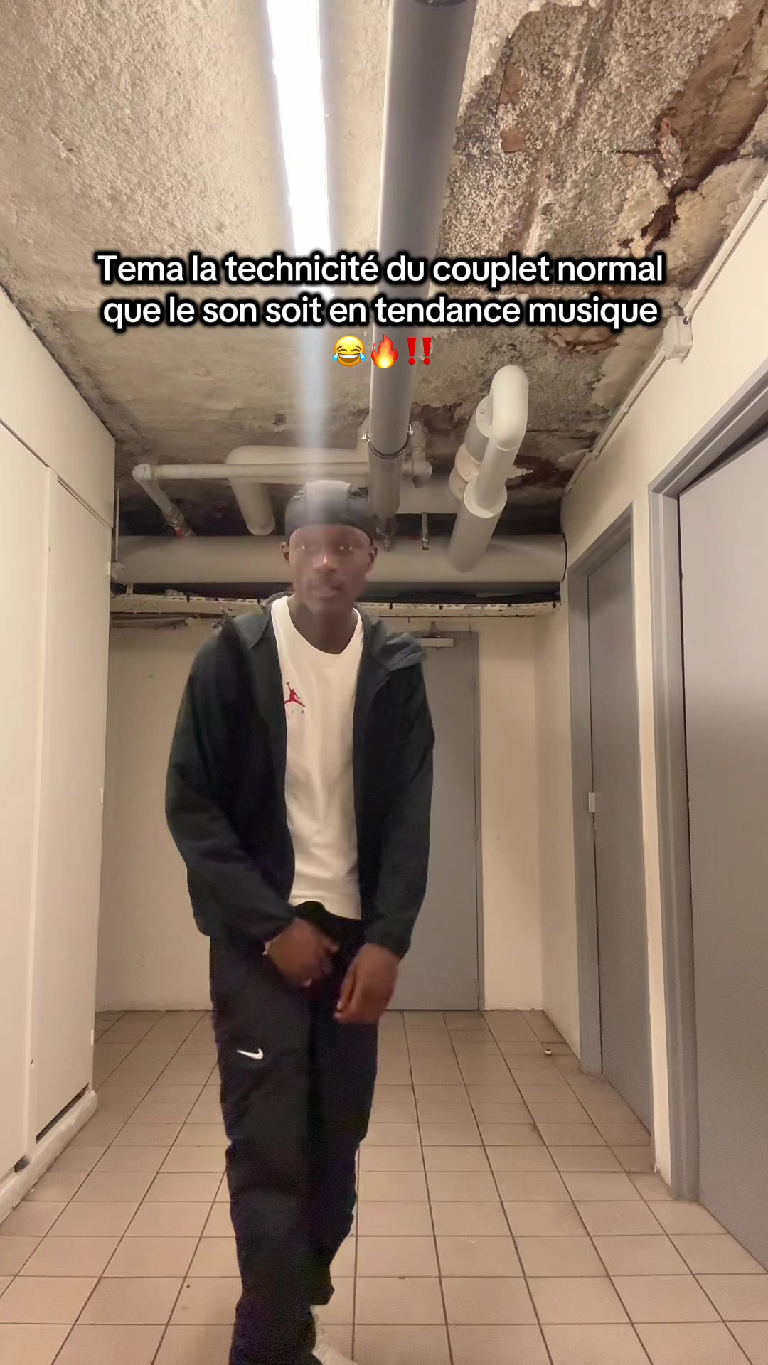 @D.Lo2sv