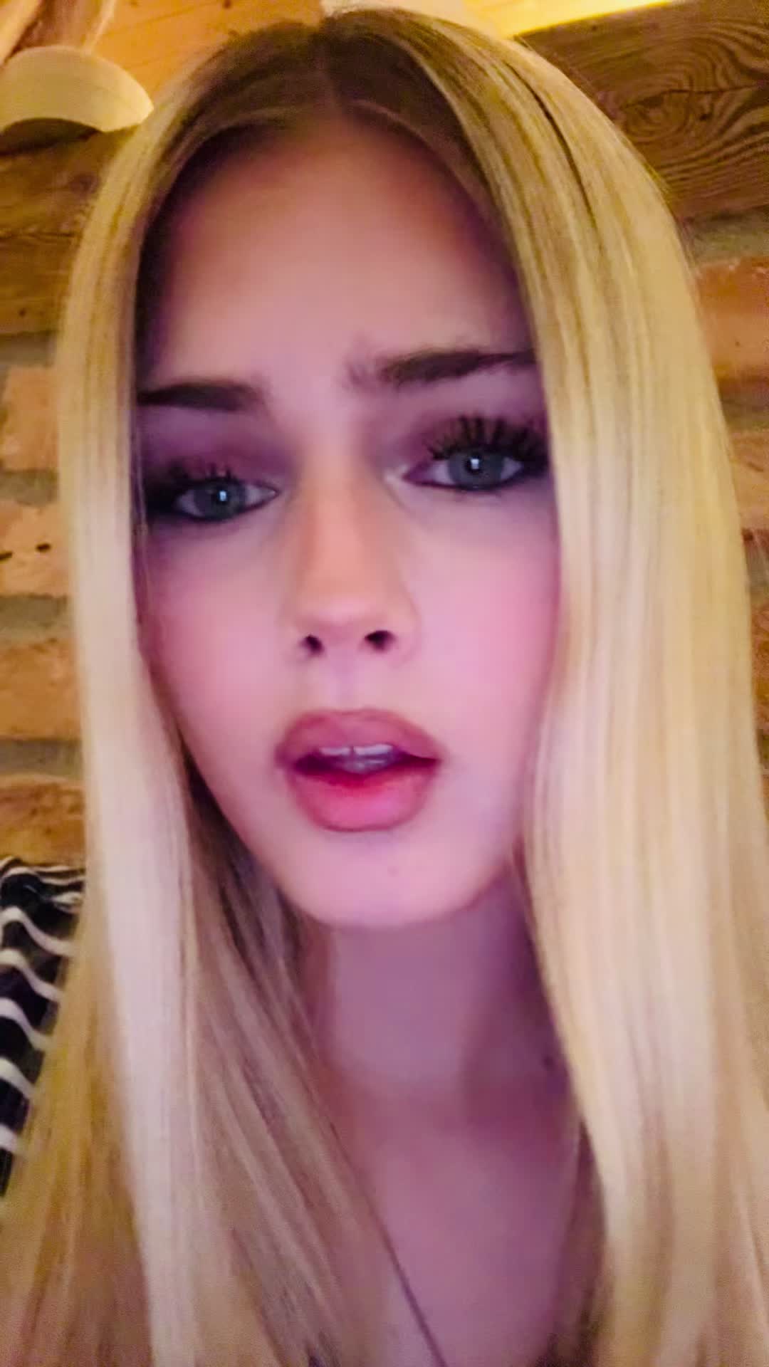 @mariella.bmt