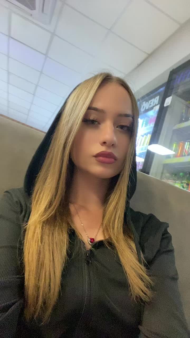 @Iulia