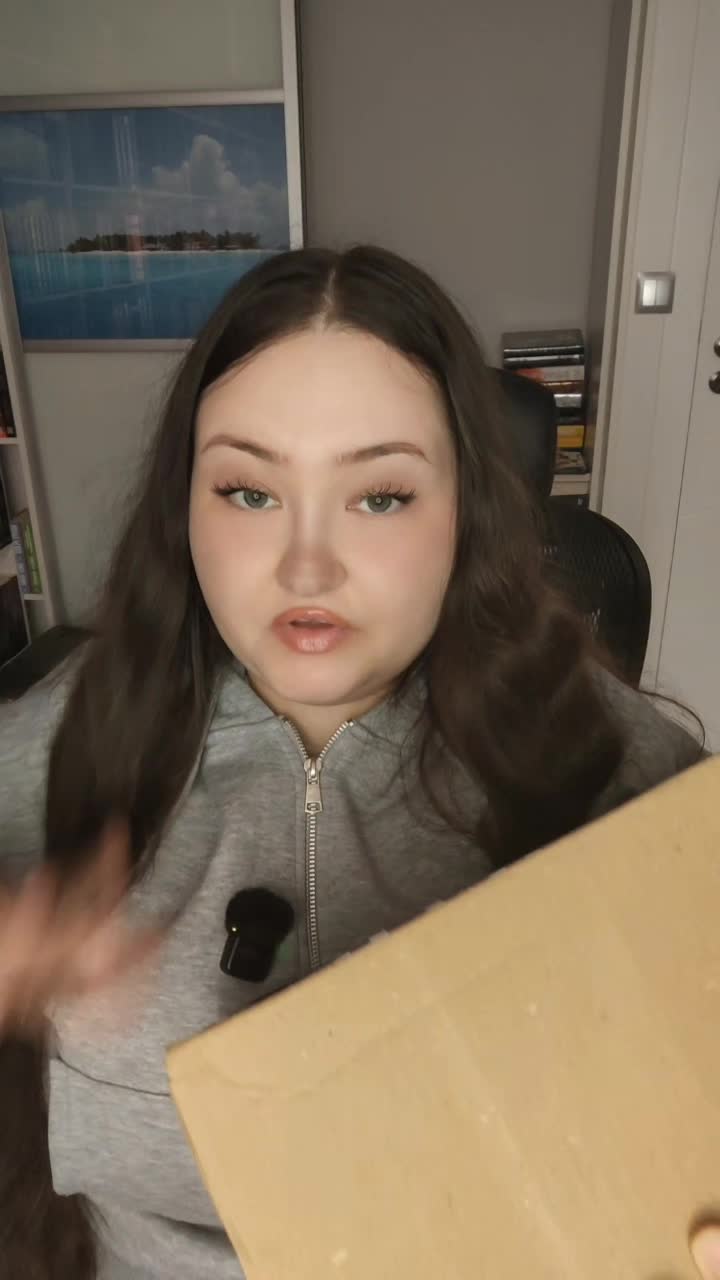 @Wiktoria 📚 HardCoverHaven 📚