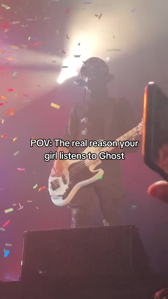 @🎭𝕻𝖊𝖗𝖙𝖞👻