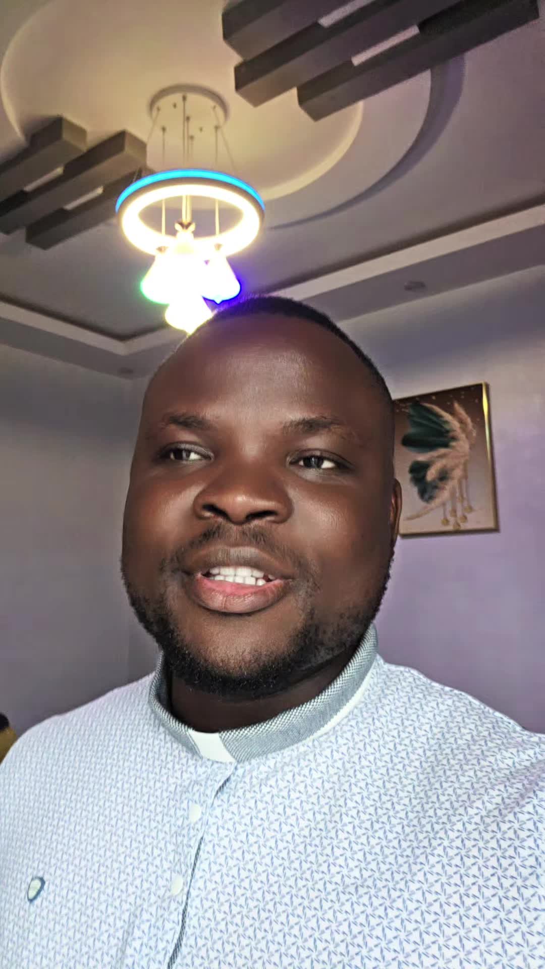 @Padre Précieux 🇨🇵🇻🇦
