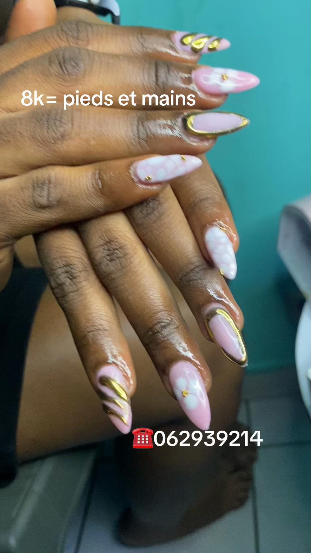 @Pétunia🦋