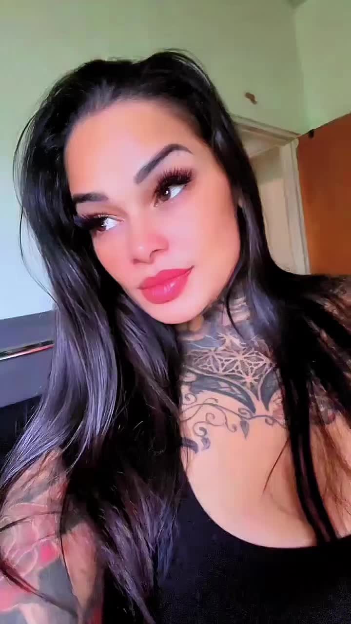 @RicanJuicyFruit
