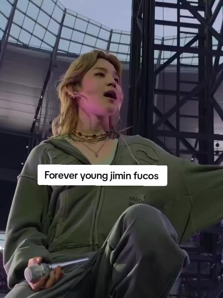 @Jm 13 💜