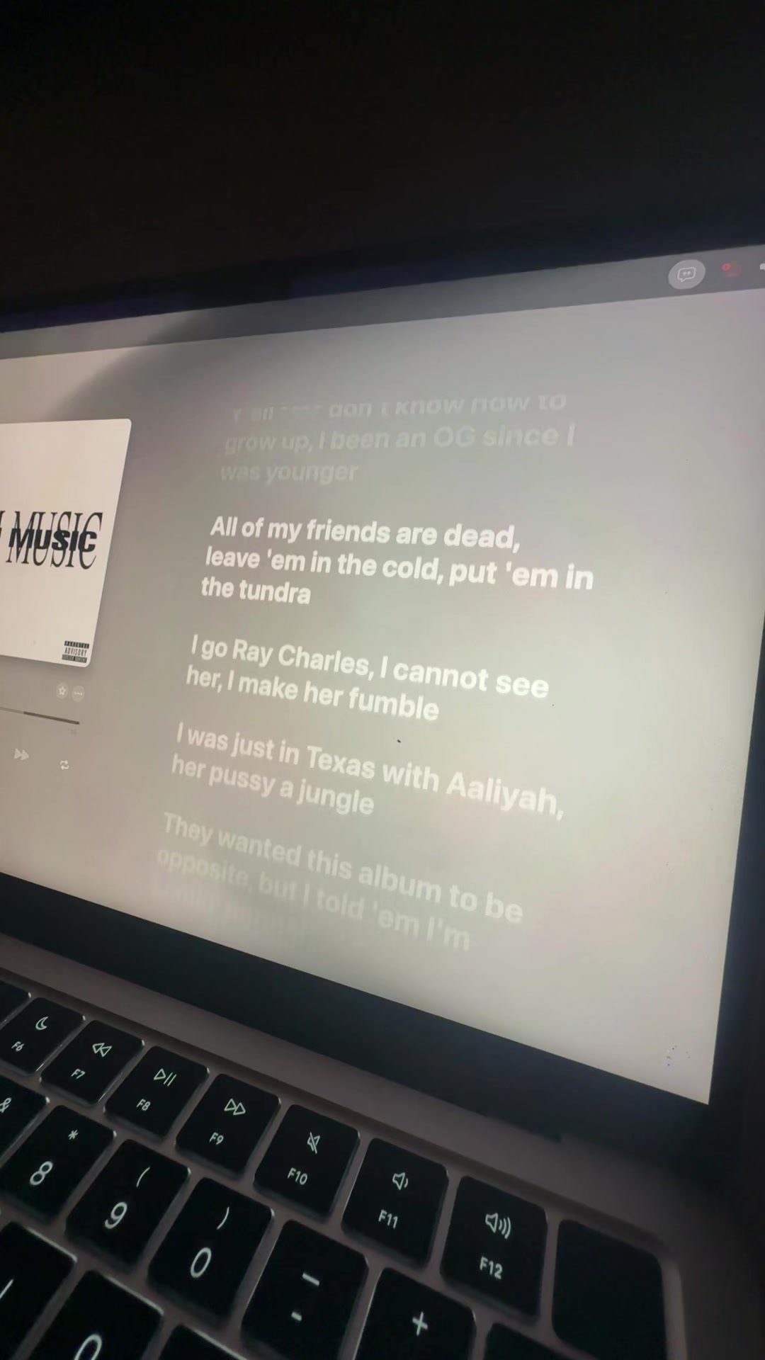 @lyricsprada