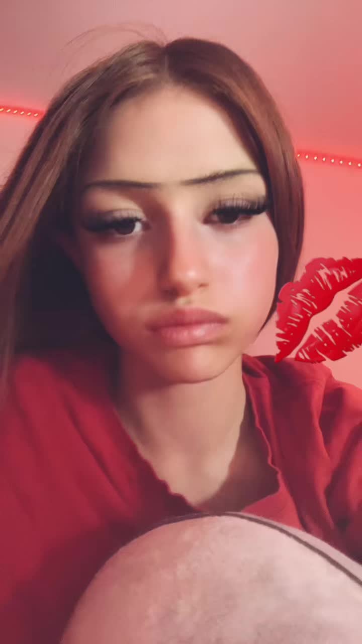 @yourfav.lena.m