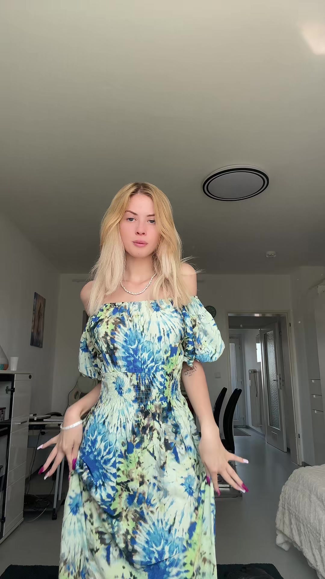 @karina