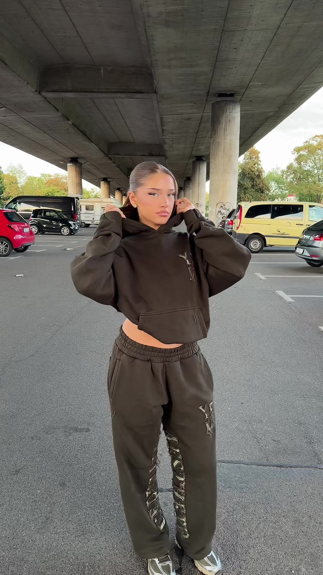 @LEDONABRB