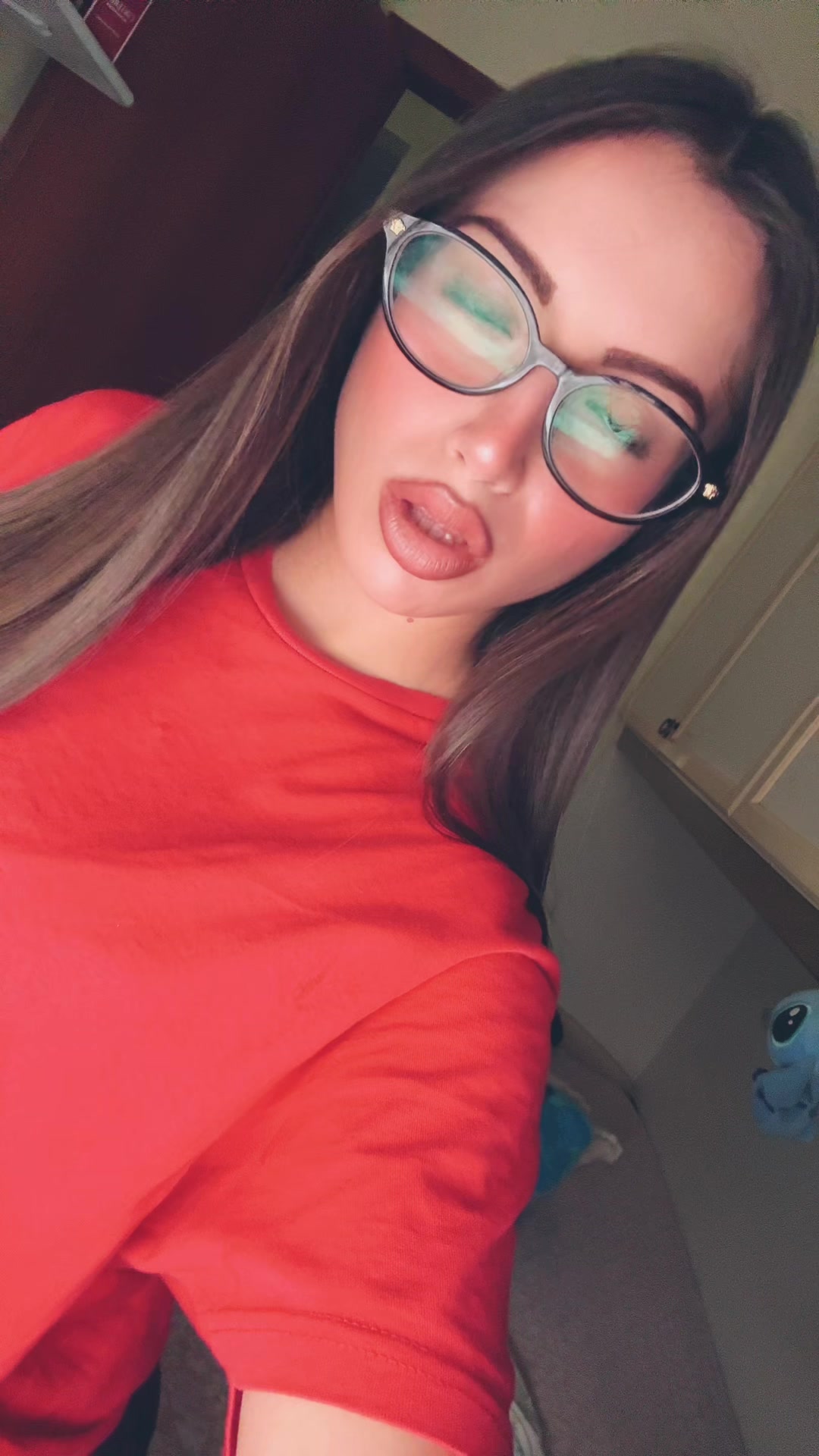 @𝐌