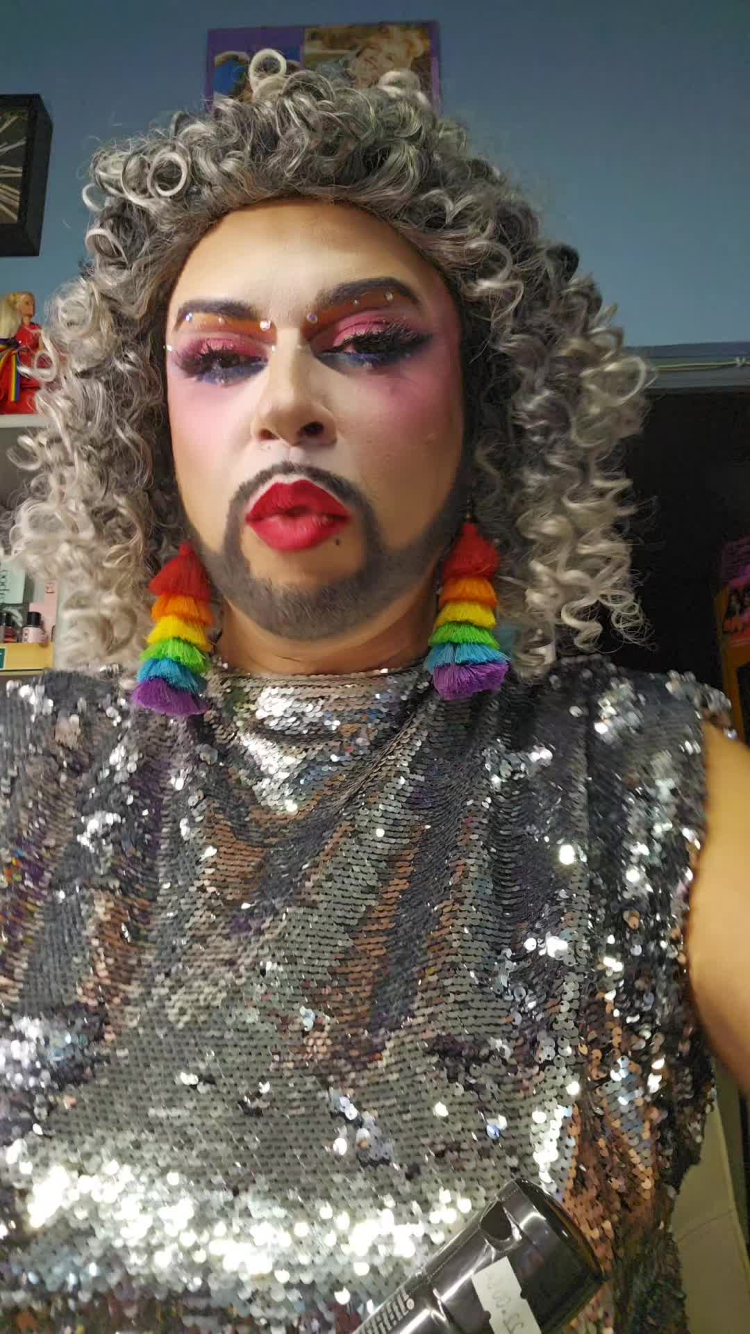 @Drag Divax