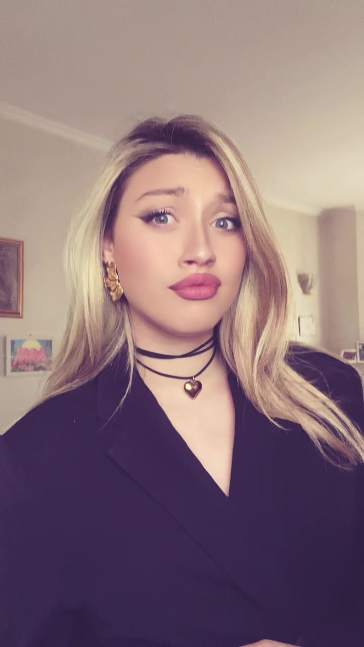 @~Aurora Bucciarelli~