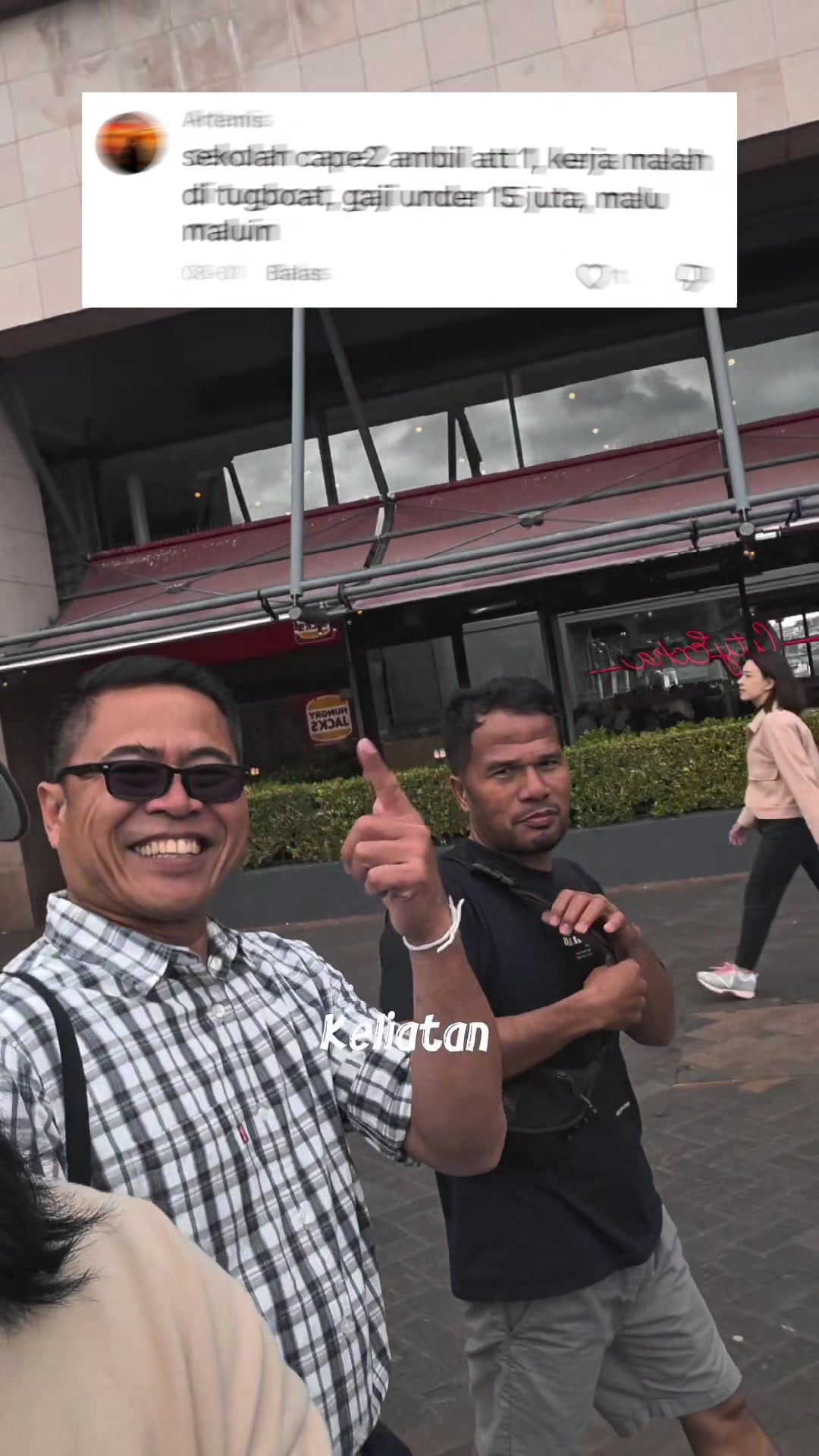 @Mantan Pilot Jadi Pelaut