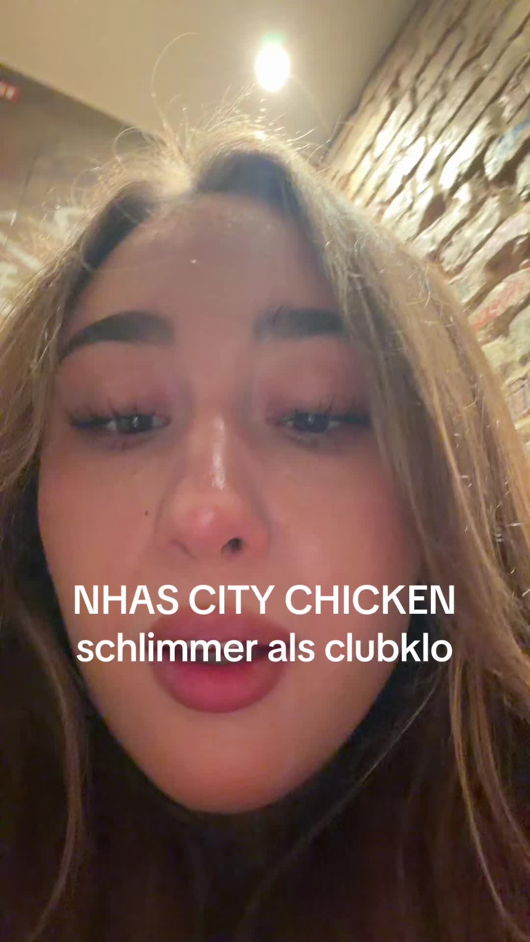 @🐰