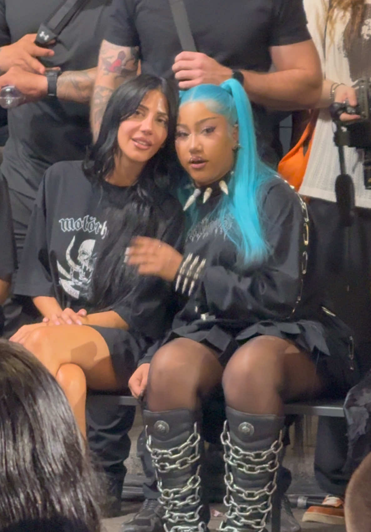 @twinsparis