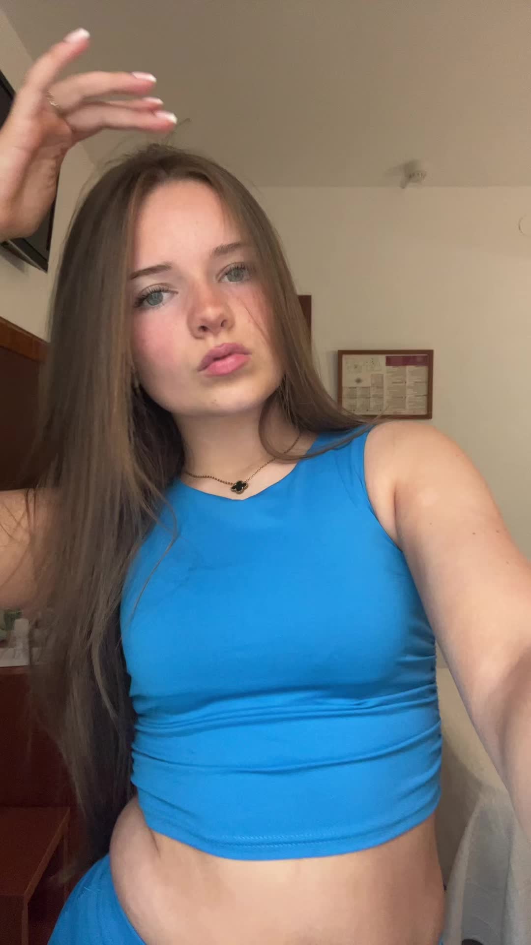 @luna-rae