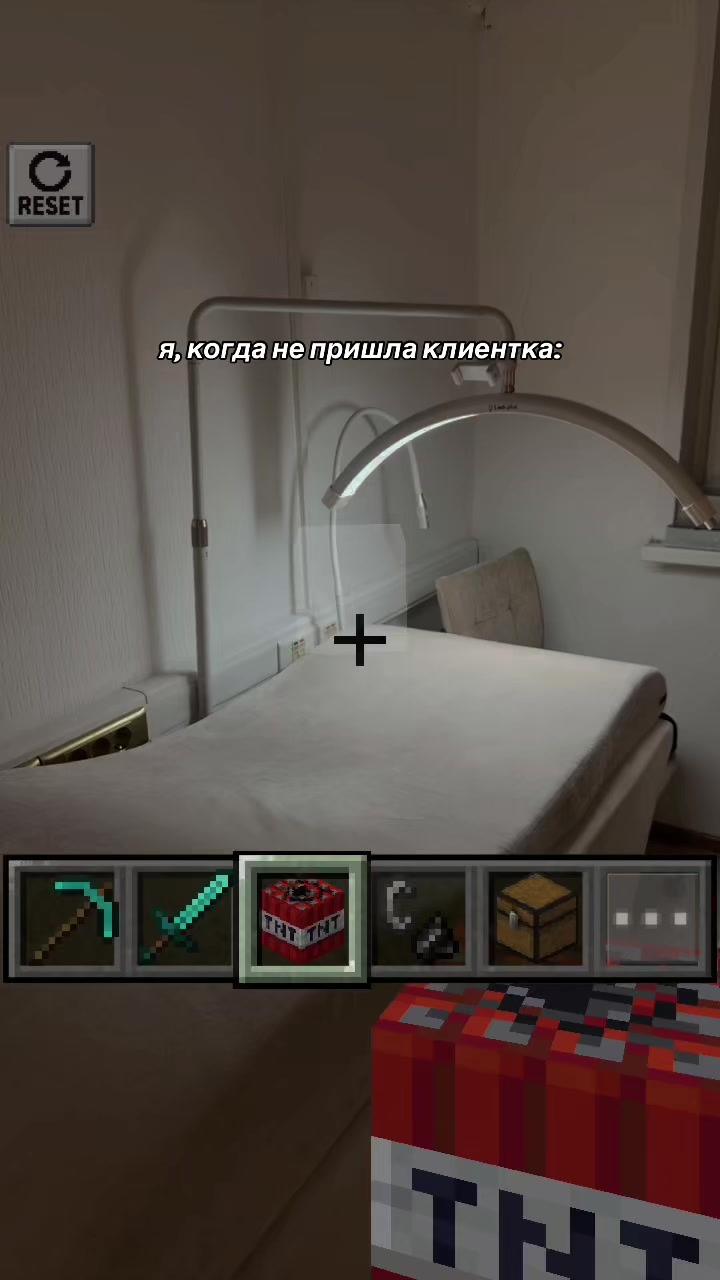 @Apollinaria